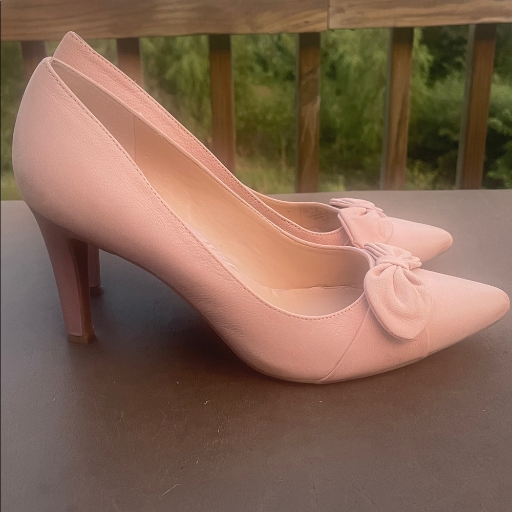Franco Sarto Women’s Pink Bow Pointed Toe Heels – 3.5” Stiletto Pumps, size 8 - Picture 2 of 7